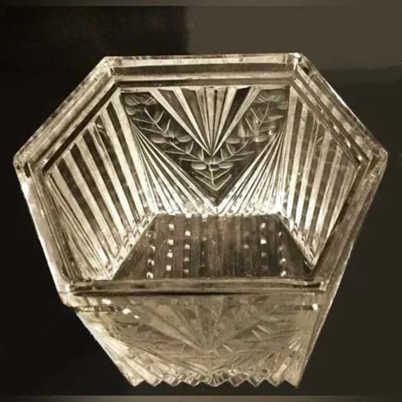 Crystal ice bucket. Elegant art deco design. 1930's vibe. 5 pounds of crystal.